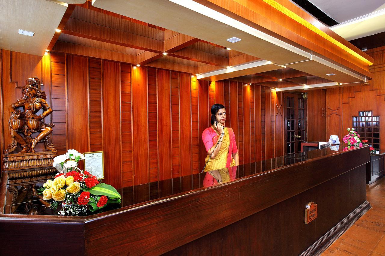 Trichur Towers Thrissur Exteriör bild